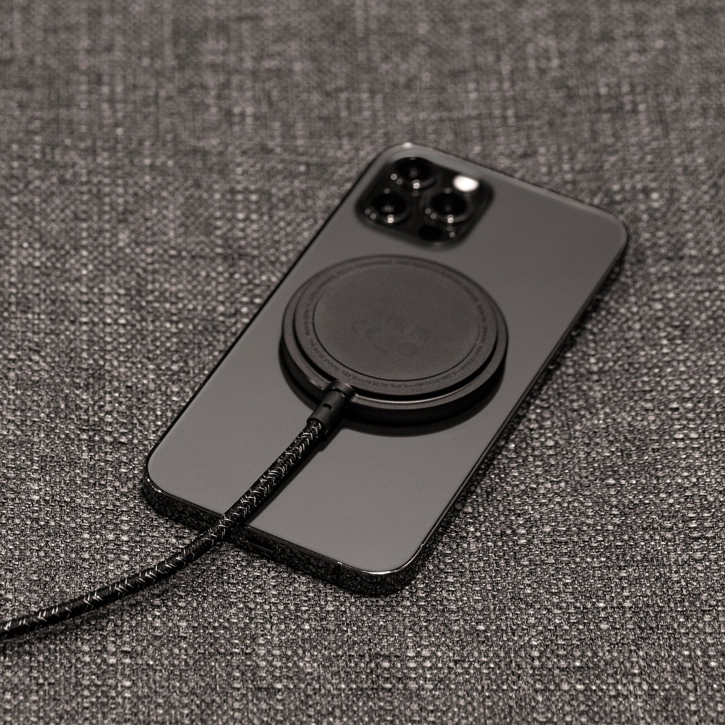 Snap Magnetic Charger by Native Union