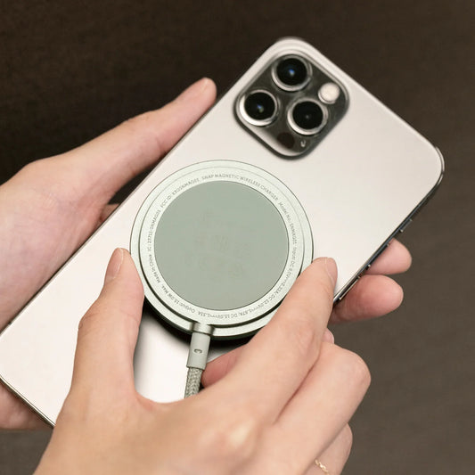 Snap Magnetic Charger by Native Union