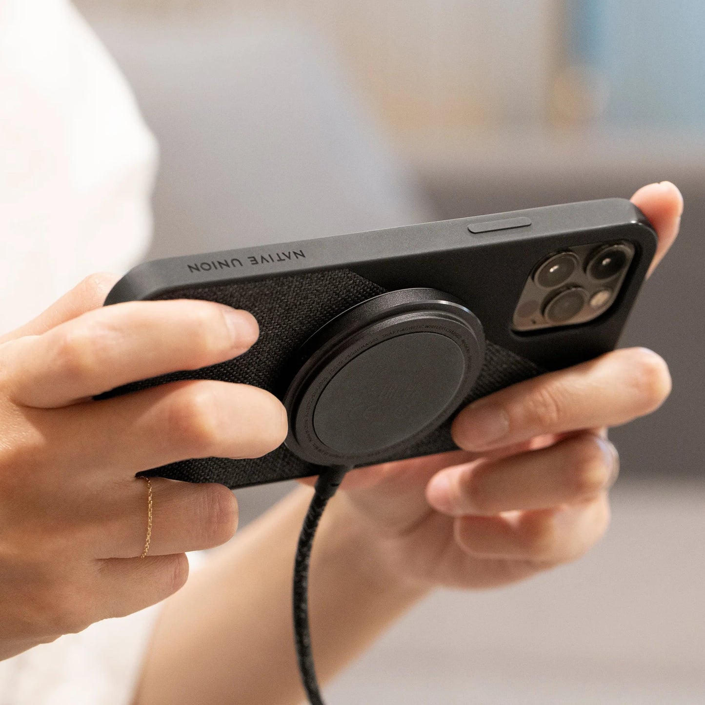 Snap Magnetic Charger by Native Union